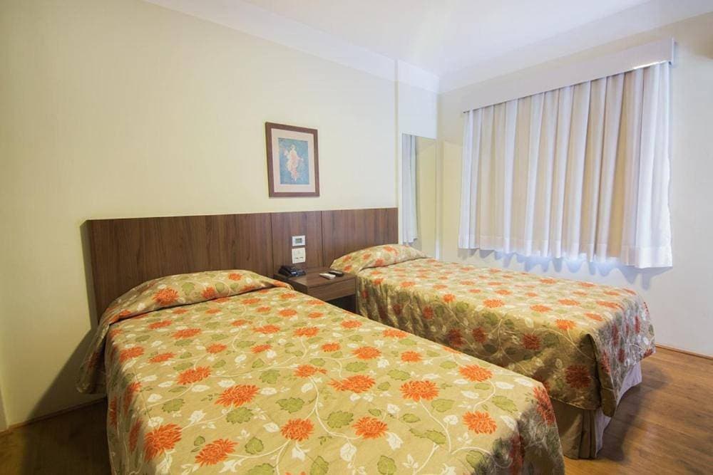 Foto 3 von 5: Deluxe Double Room (2 Adults + 1 Child)
