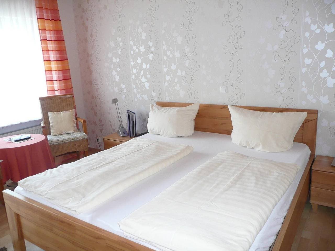 Foto 4 von 15: Doppelzimmer Dusche/Wc - Balkon