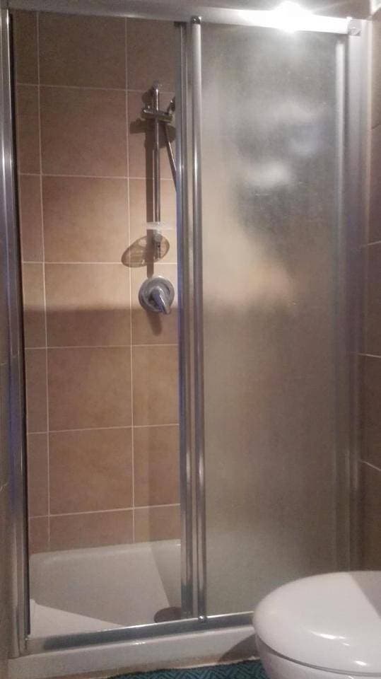 Foto 11 von 12: Double Room with Private Bathroom