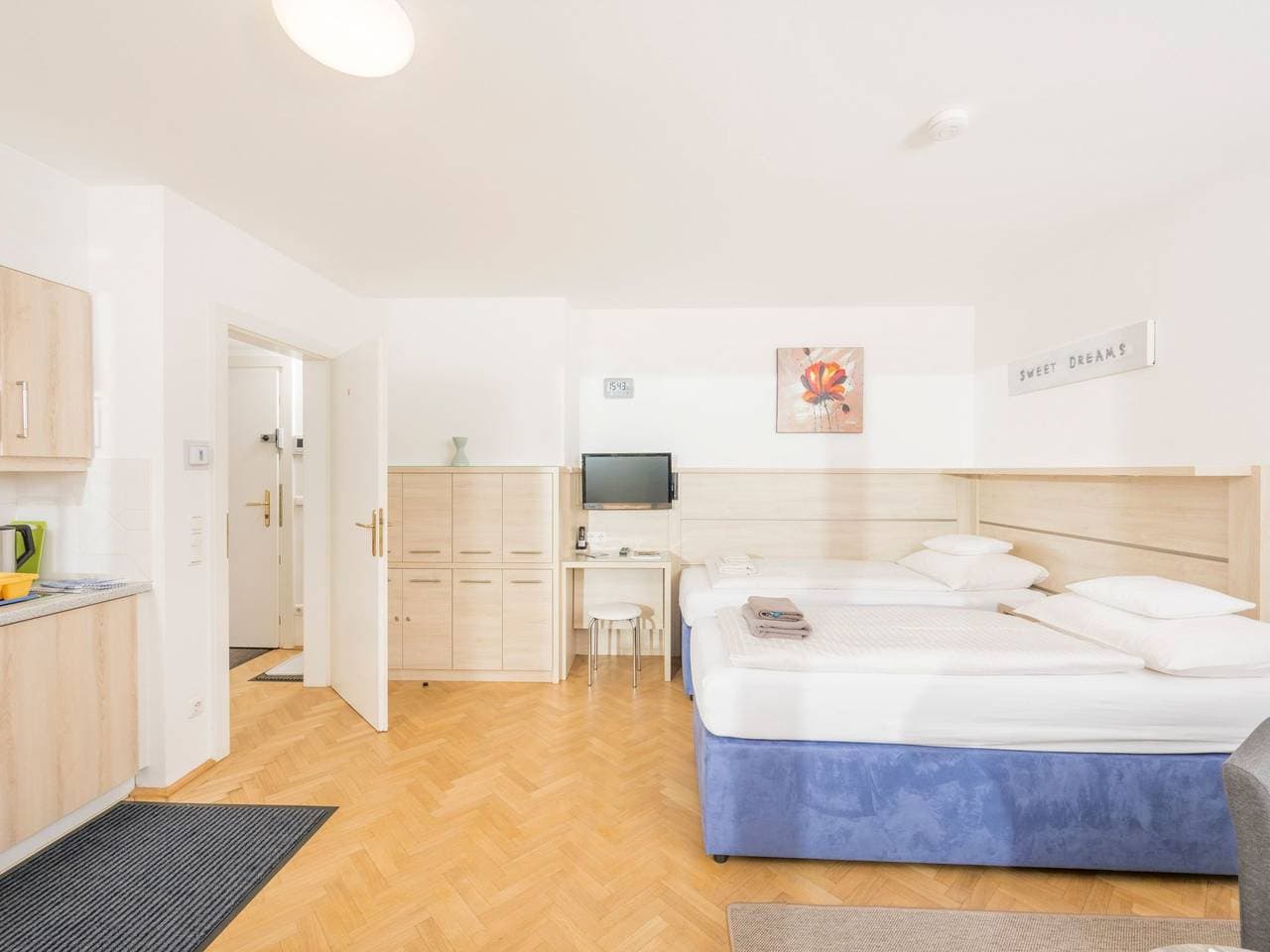 Foto 5 von 17: Studioappartement mit kleinem Garten und Terrasse