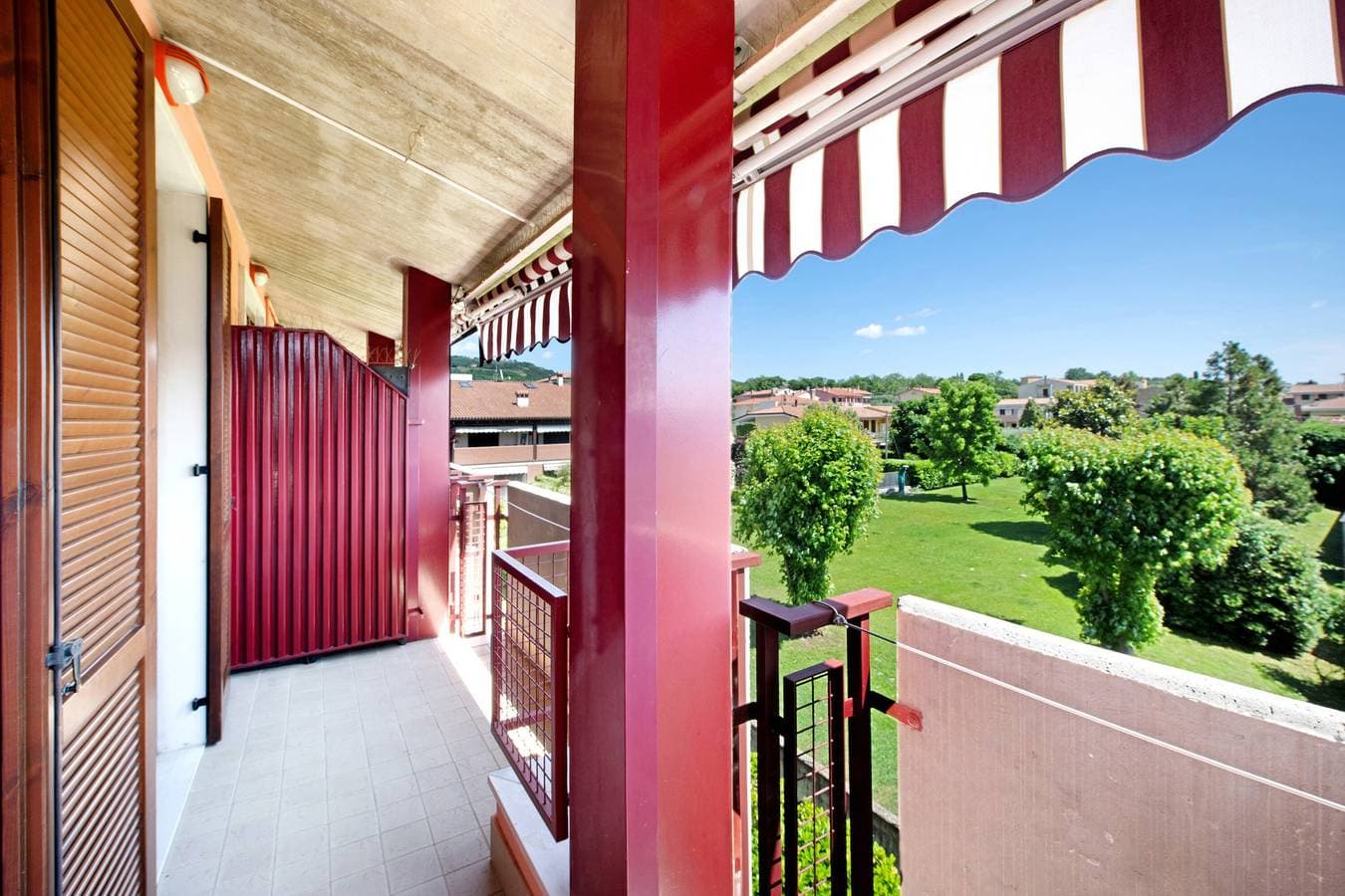 Foto 7 von 21: Ferienwohnung "Residenz San Zeno S P House" mit Gemeinschaftspool, Terrasse und Klimaanlage