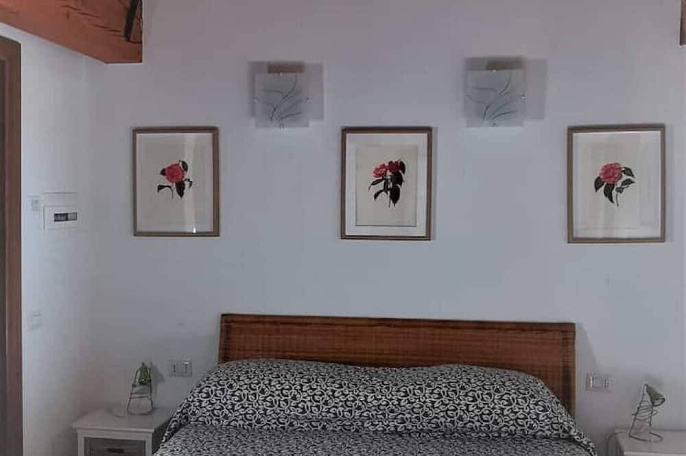 Foto 3 von 30: Gardener Cottage of Villa Anelli · First Floor