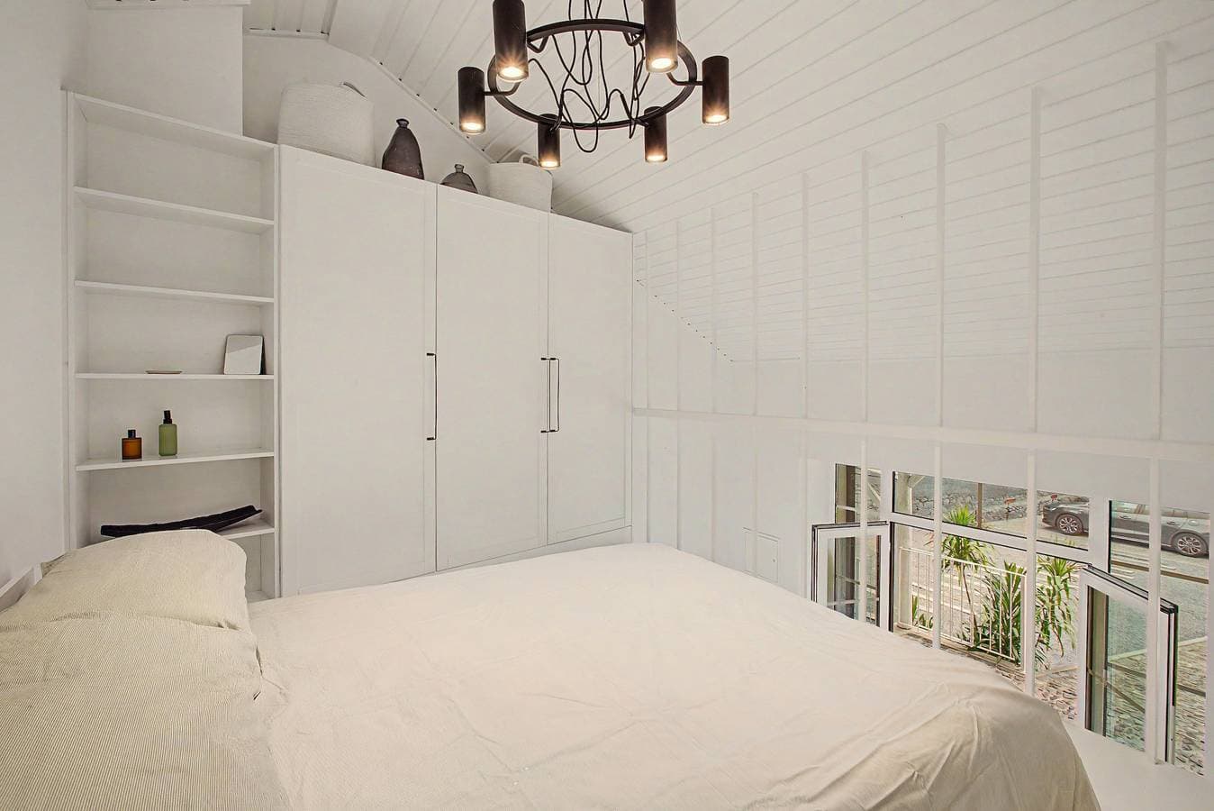 Foto 9 von 22: Chalet 'The Village Barn' mit Meerblick, Gemeinschaftsterrasse und WLAN