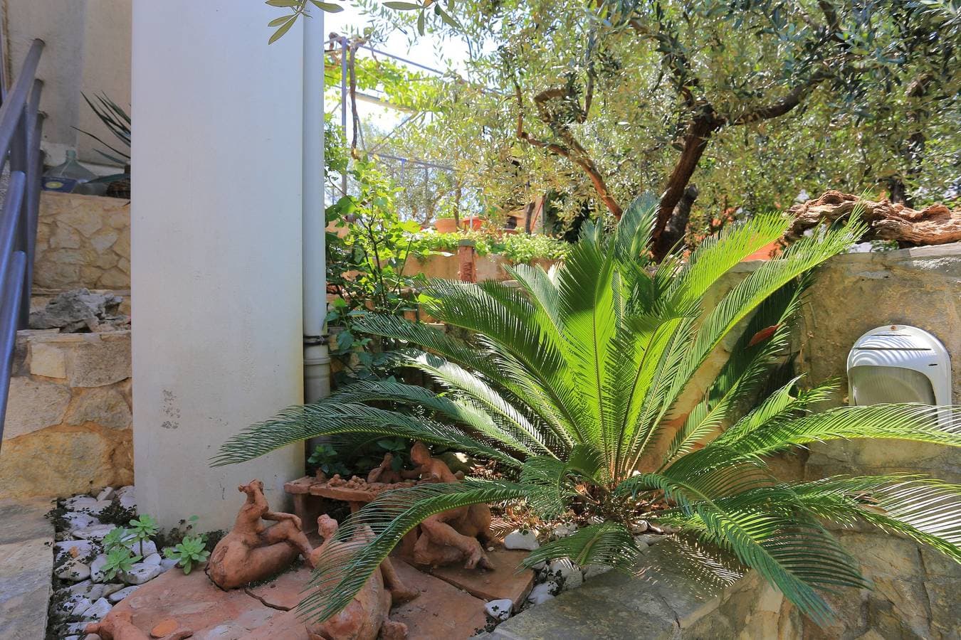 Foto 8 von 20: Zimmer mit Terrasse und Meerblick Trogir -b