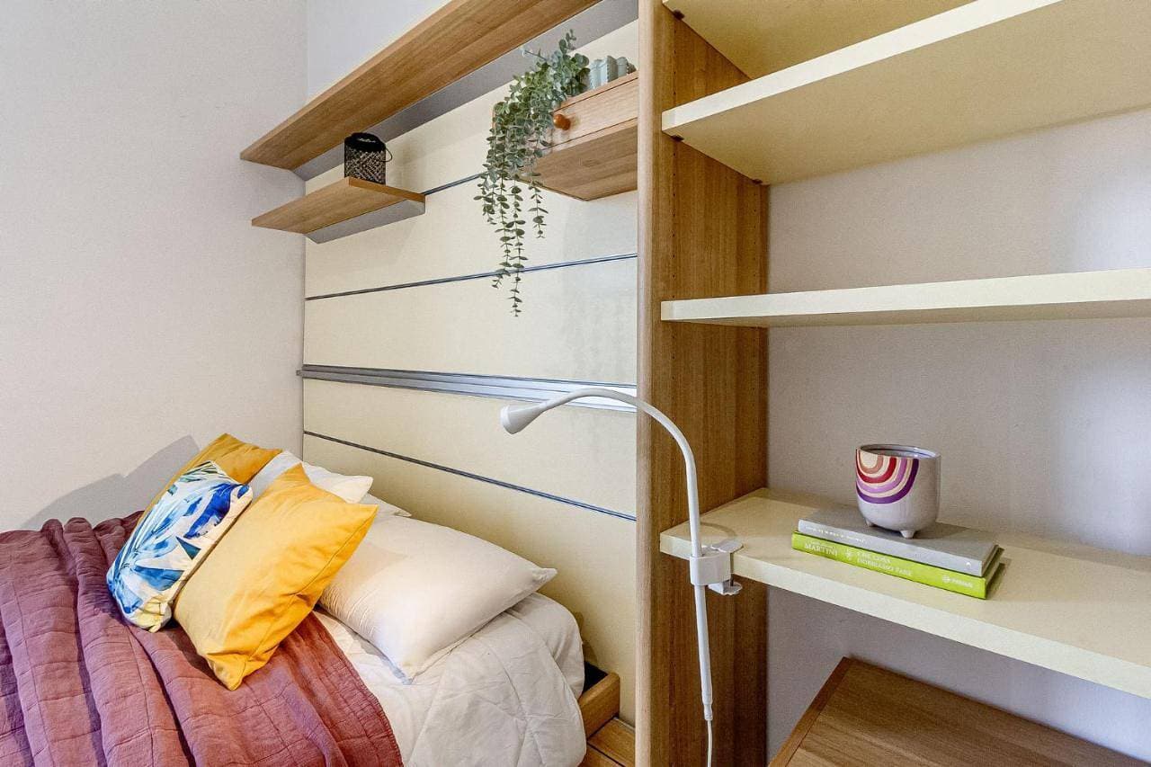 Foto 10 von 47: Two-Bedroom Apartment with Balcony