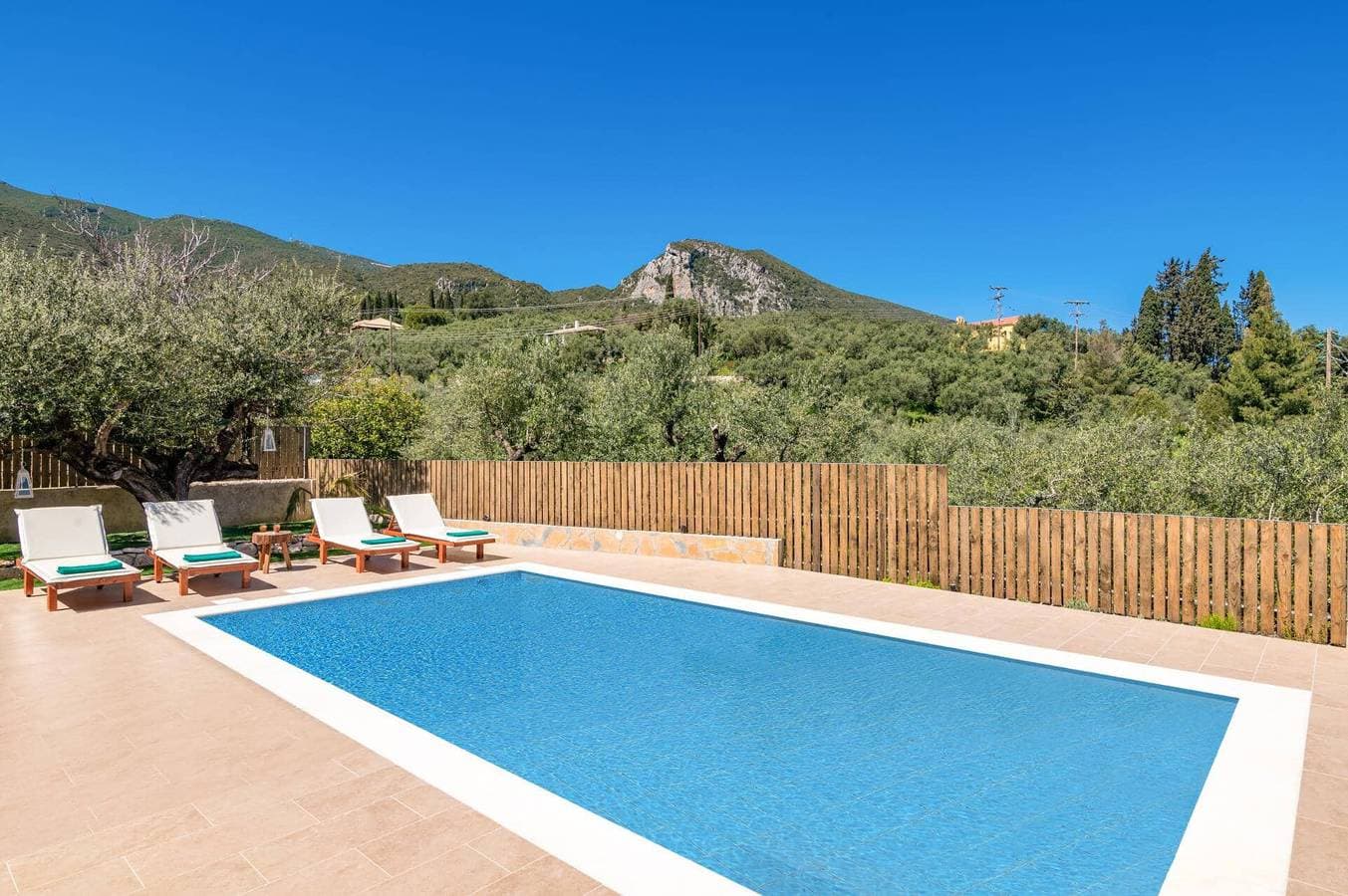 Foto 11 von 19: Villa für 4 Personen mit Garten