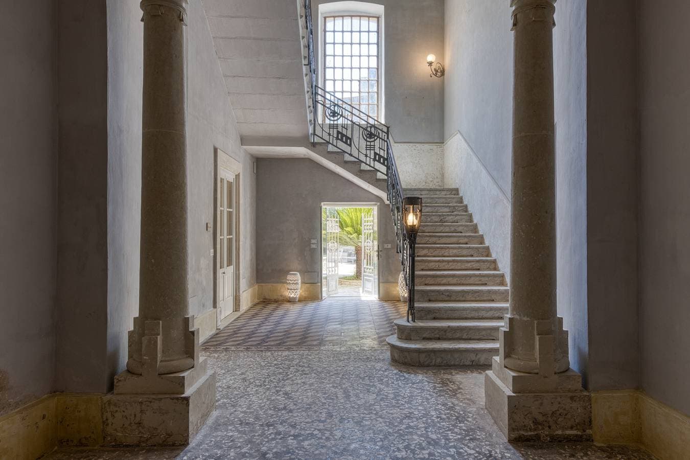 Foto 2 von 31: Suite Basium im Liberty-Palazzo von 1918 mit Garten, Außenbadewanne und WLAN