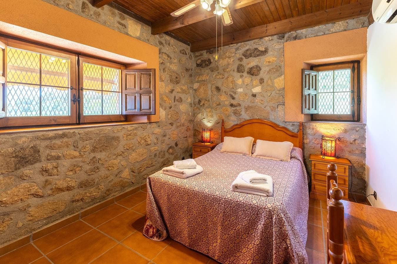 Foto 12 von 37: Landhaus 'Finca La Lobera' mit Pool, Bergblick, WLAN und Klimaanlage