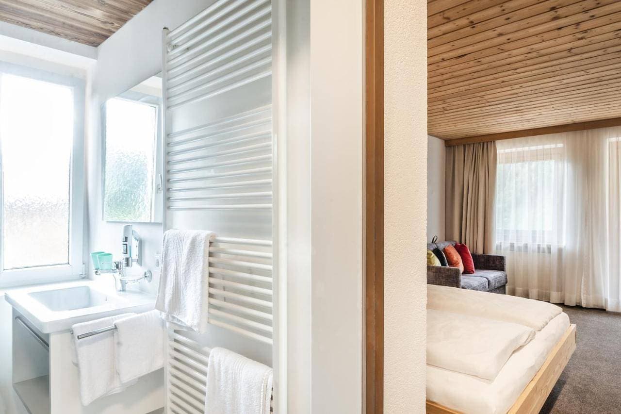 Foto 6 von 12: Double Room with Mountain View