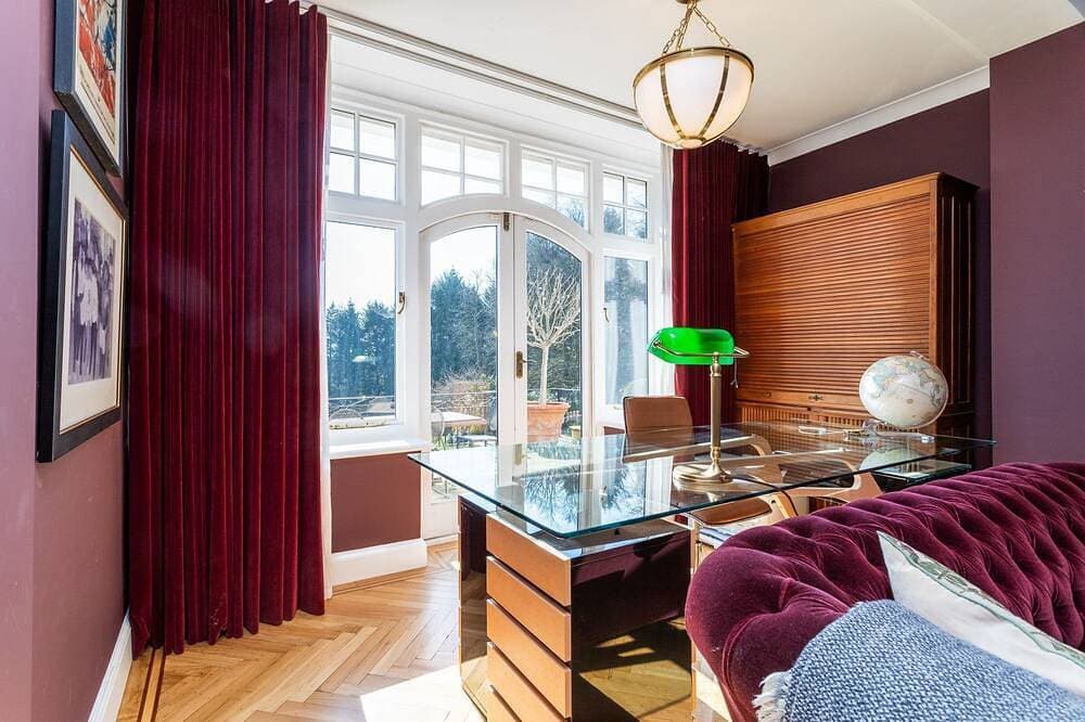 Foto 9 von 30: Heatherfield Hall - Sieben Schlafzimmer Villa, Schläft 14