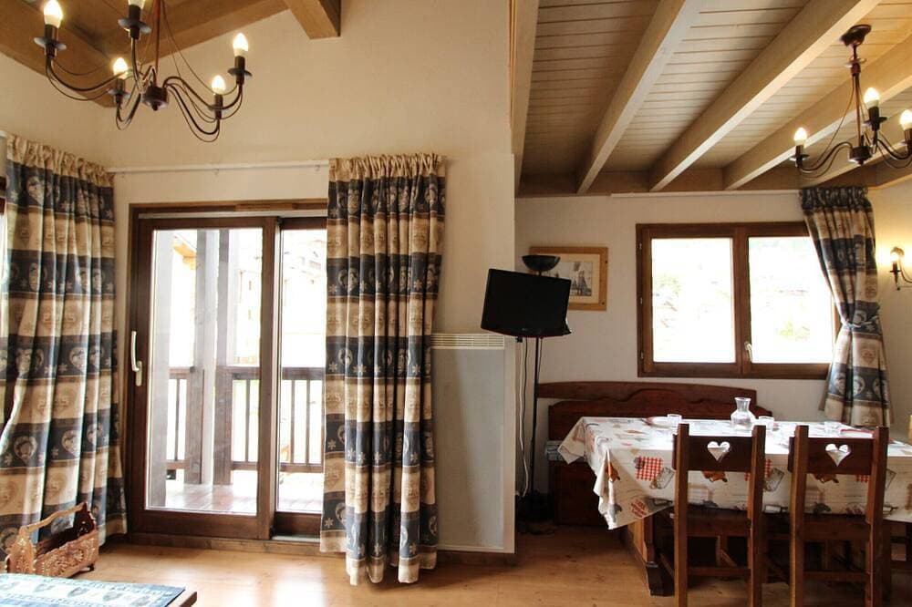 Foto 12 von 15: Geräumige Wohnung für 6 Personen in Aussois mit Balkon