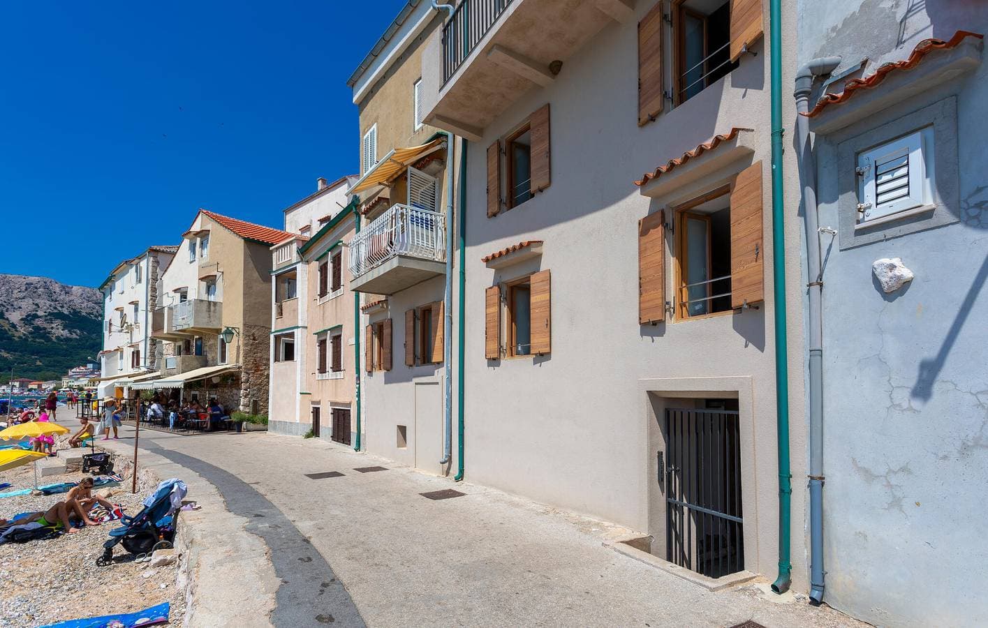 Foto 3 von 27: Gemütliche Ferienwohnung in der Nähe von Vela Plaža mit WLAN und Parkplatz