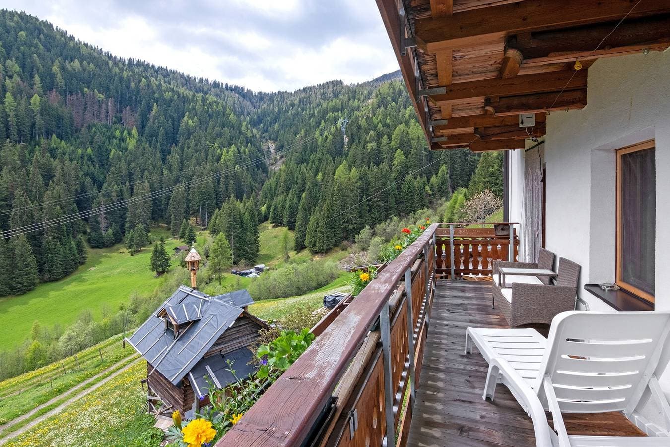 Foto 3 von 34: Ferienwohnung 'Fragges Spuldra' mit Bergblick, Balkon und Wi-Fi