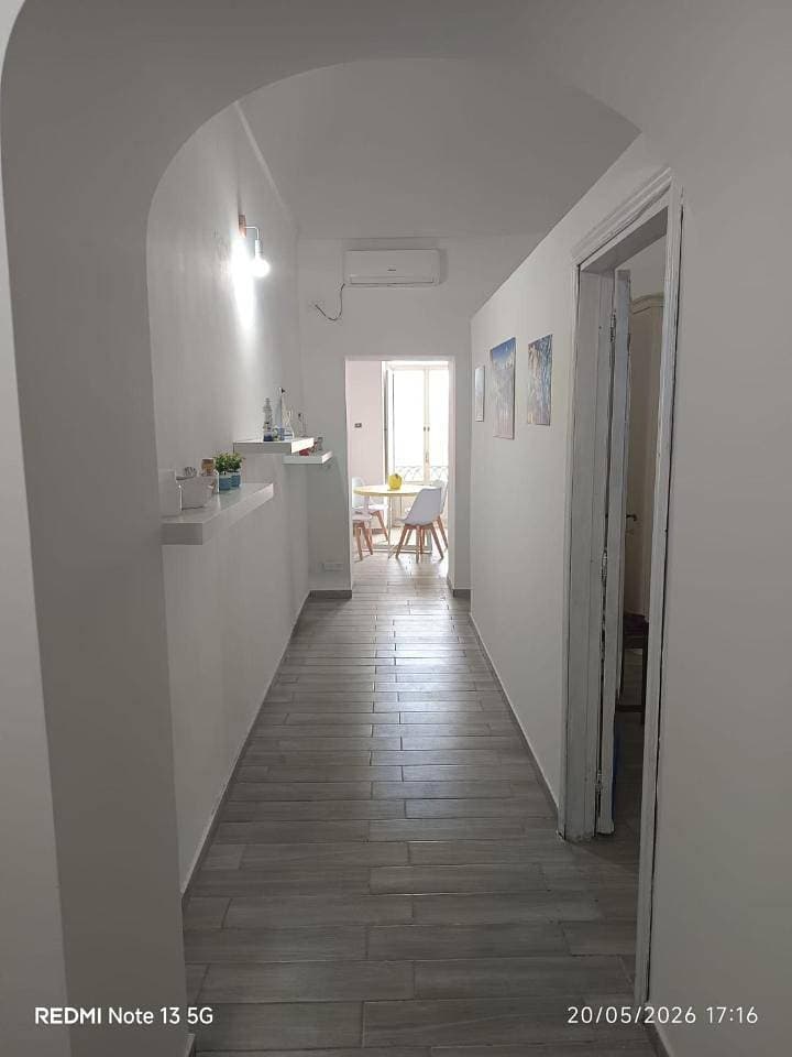 Foto 6 von 29: Two-Bedroom Apartment
