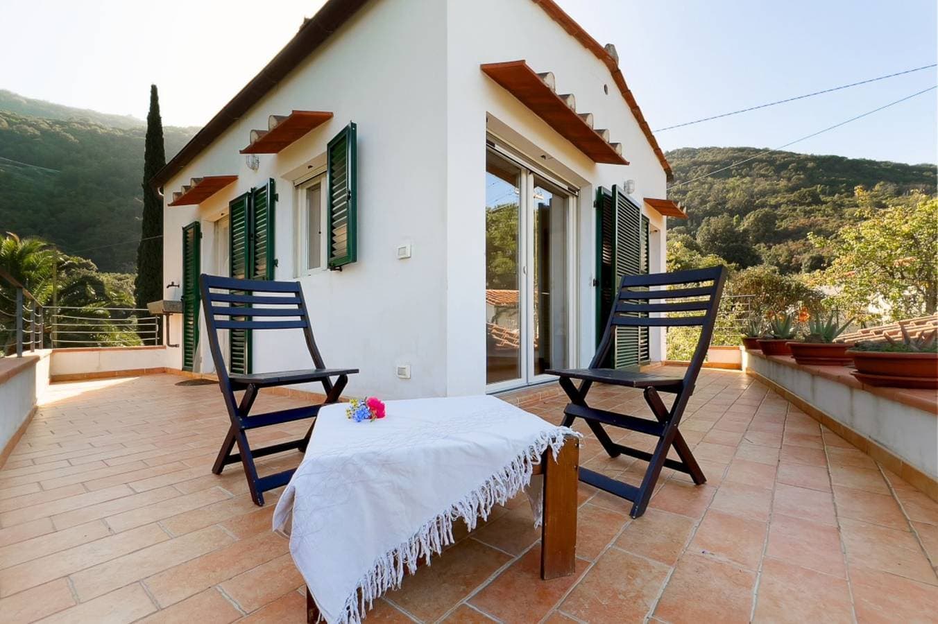 Foto 4 von 32: Villa für 7 Personen mit Terrasse