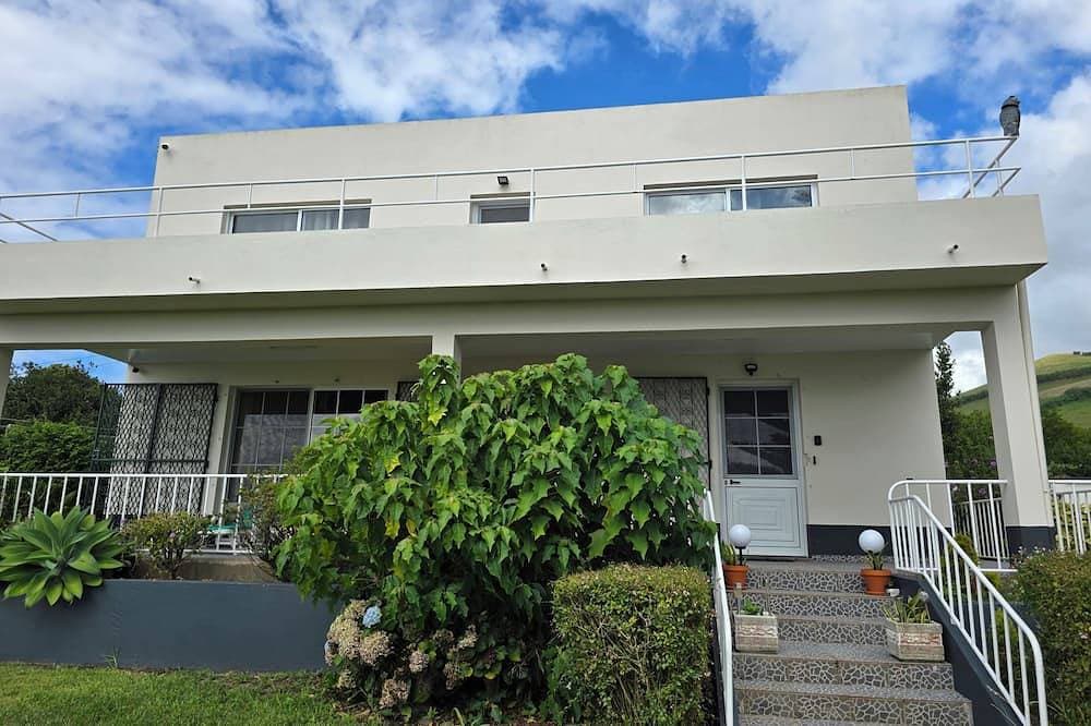 Foto 13 von 30: Insel São Miguel Ferienhaus 'Vivenda (A)'