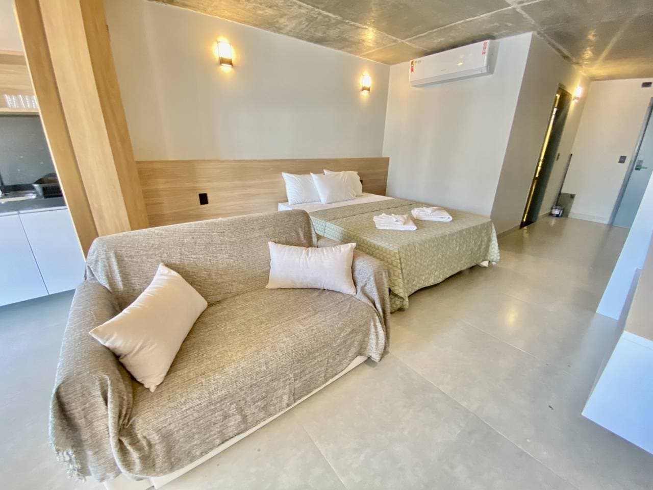 Foto 5 von 17: Ferienwohnung für 4 Personen mit Pool