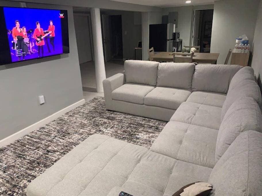 Stylish Basement Studio in Central El Paso - Very spacious 1