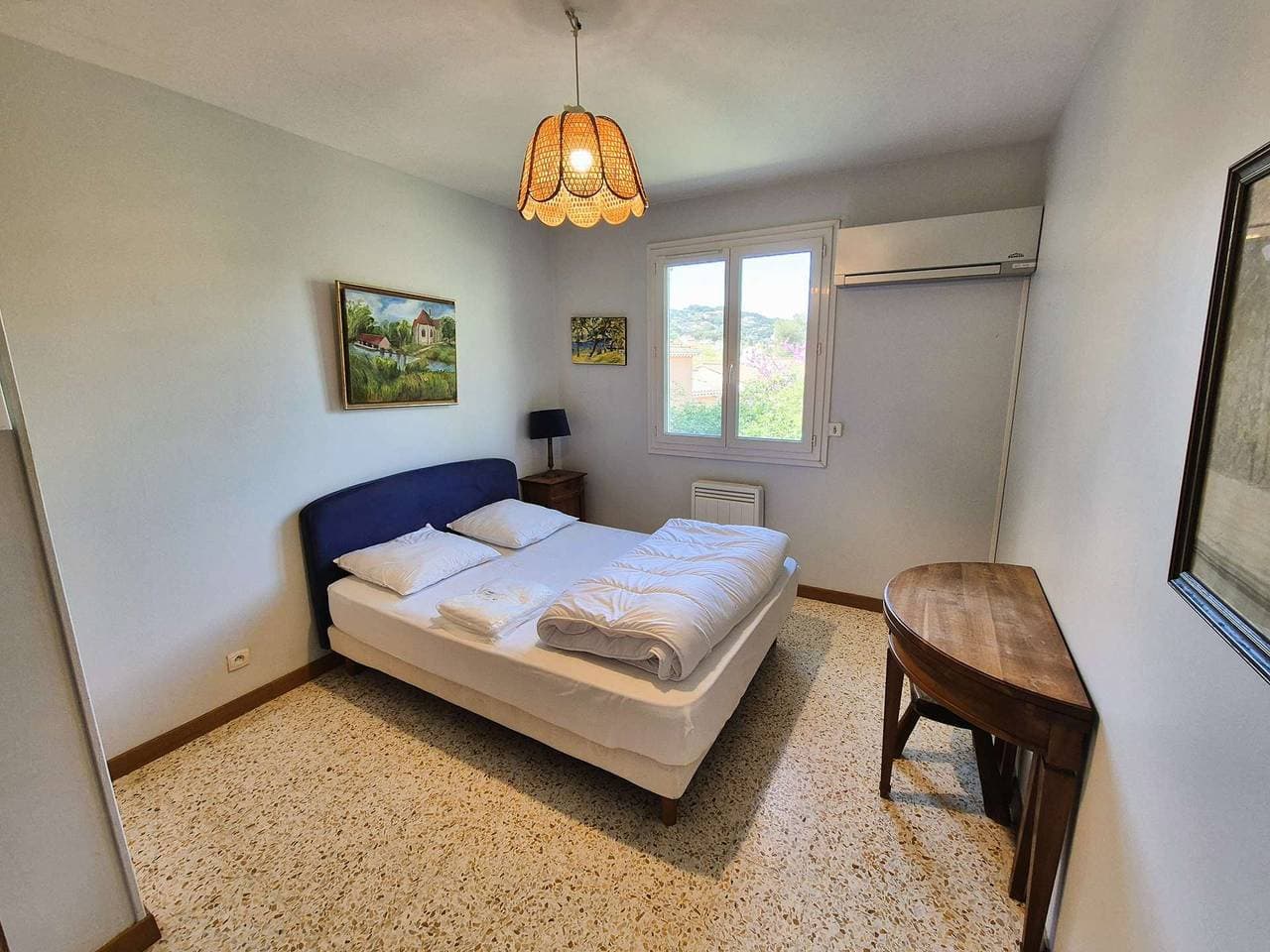 Foto 7 von 15: Villa mit 3 Schlafzimmern im Zentrum des Dorfes Saint Mandrier