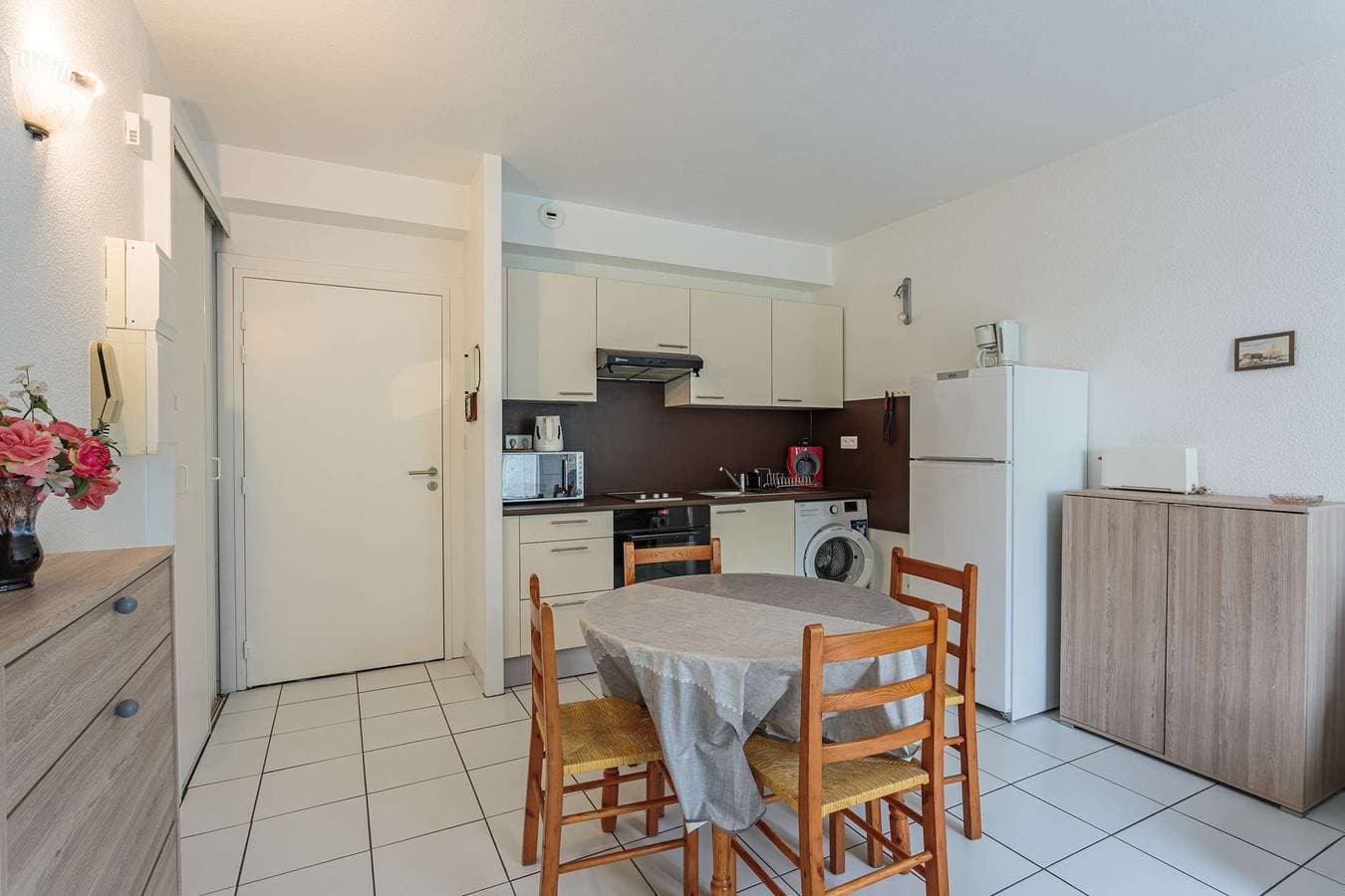 Foto 4 von 17: Studio idéalement situé avec jardin et place de parking