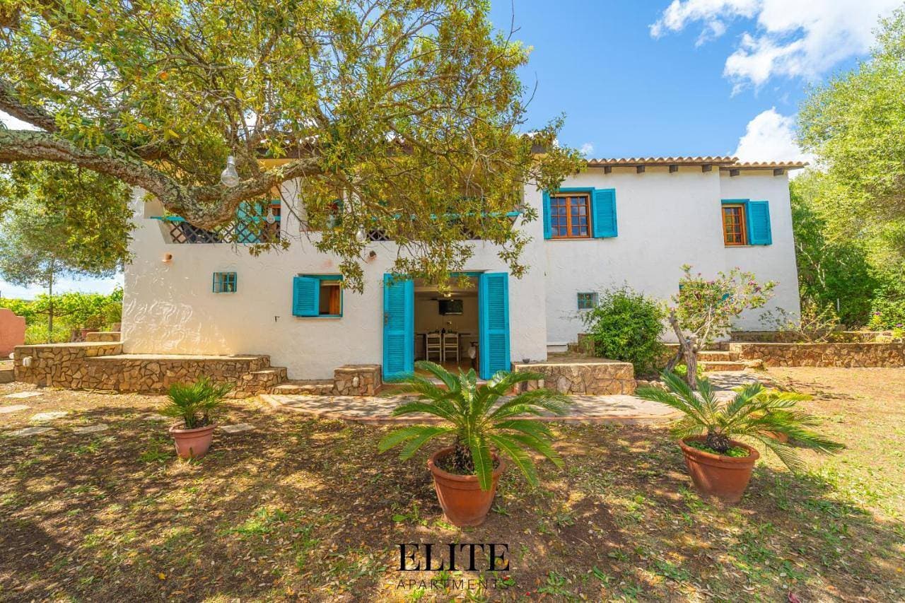 Magnifica villa immersa nella natura con spa privata a due passi dal mare 1