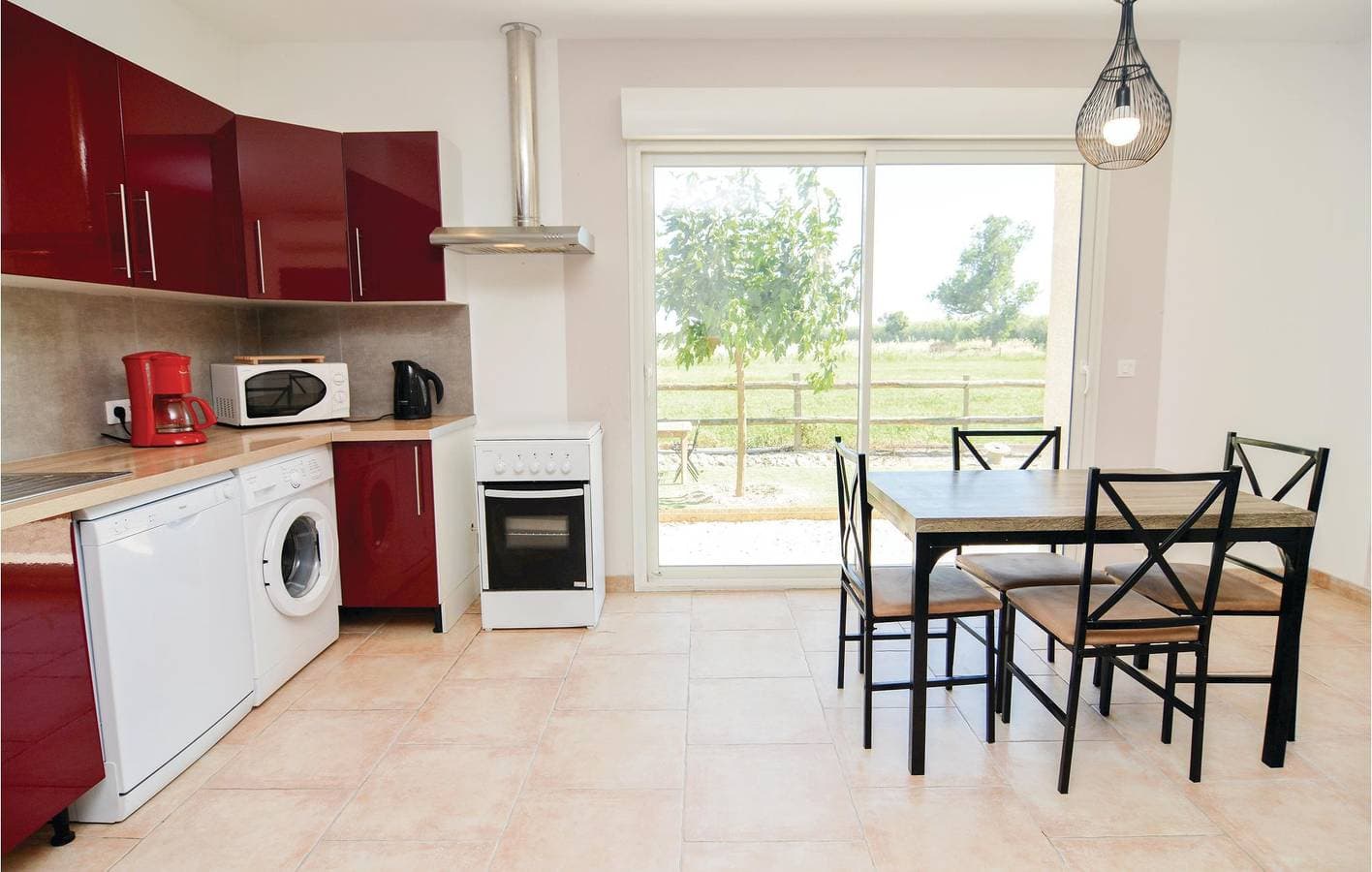 Foto 8 von 41: Gemütliche Wohnung am Pool in der Nähe der Rhone