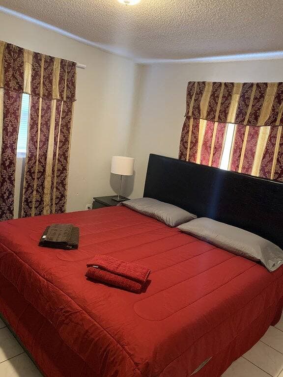 Foto 2 von 8: 3x2 Home 10/15 minutes from Universal/Disney