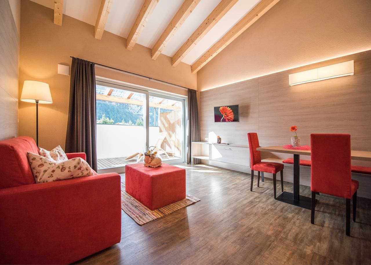 Foto 2 von 15: Ferienwohnung "Alpenblick Nr 8" mit Gemeinschaftsgarten und WLAN