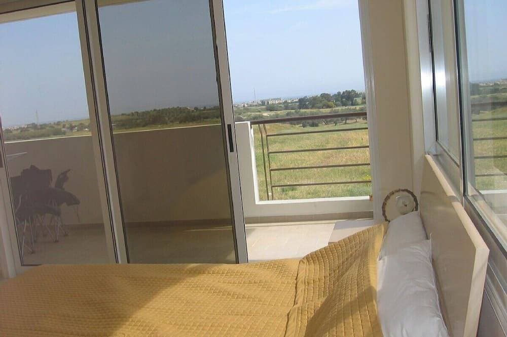 Foto 2 von 30: Schönes Appartement mit 2 Schlafzimmern und attraktiven Ausblick