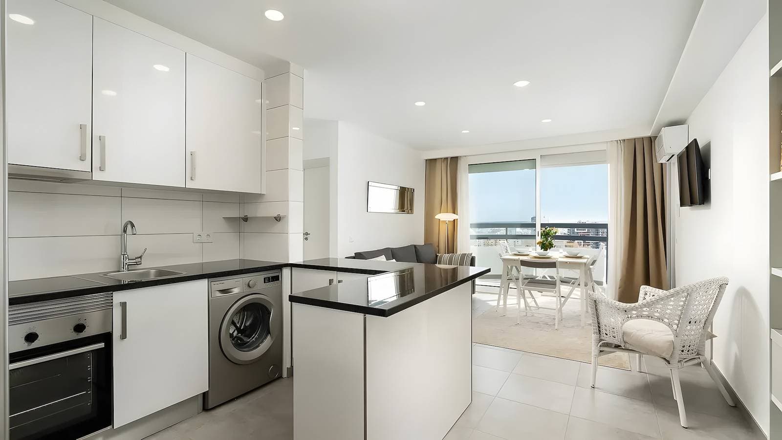 Foto 6 von 24: Apartment „Vista Bonita“ mit Meerblick, WLAN und Klimaanlage