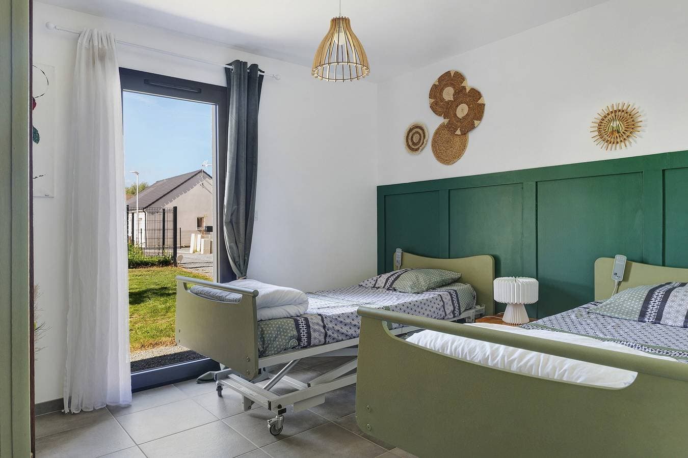 Foto 13 von 24: Ferienhaus 'L'Ancre Marine' mit privater Terrasse und privatem Garten