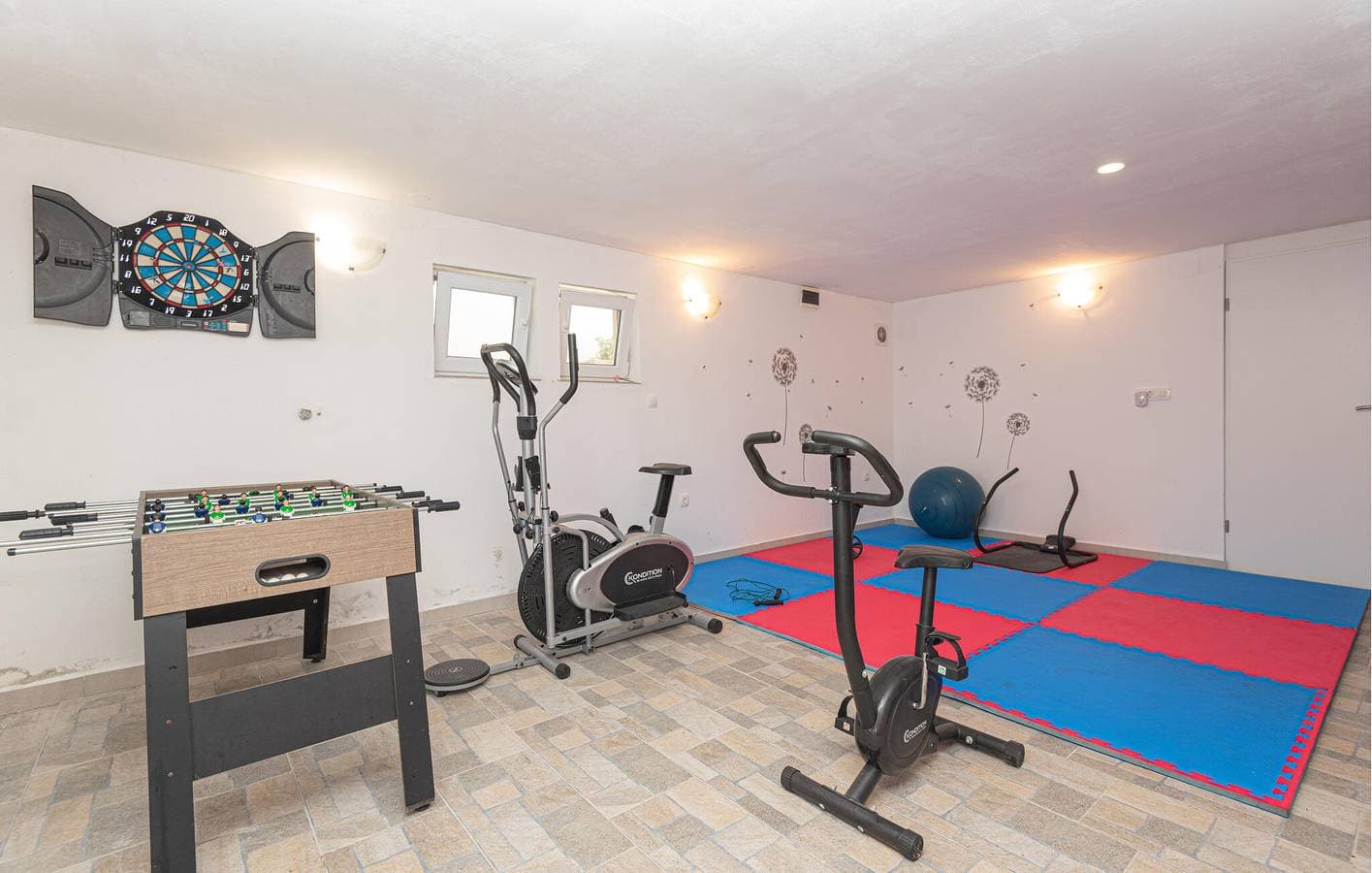 Foto 7 von 46: Charmante 2-Zimmer-Wohnung mit Terrasse, 300 m vom Strand Camp Vala entfernt
