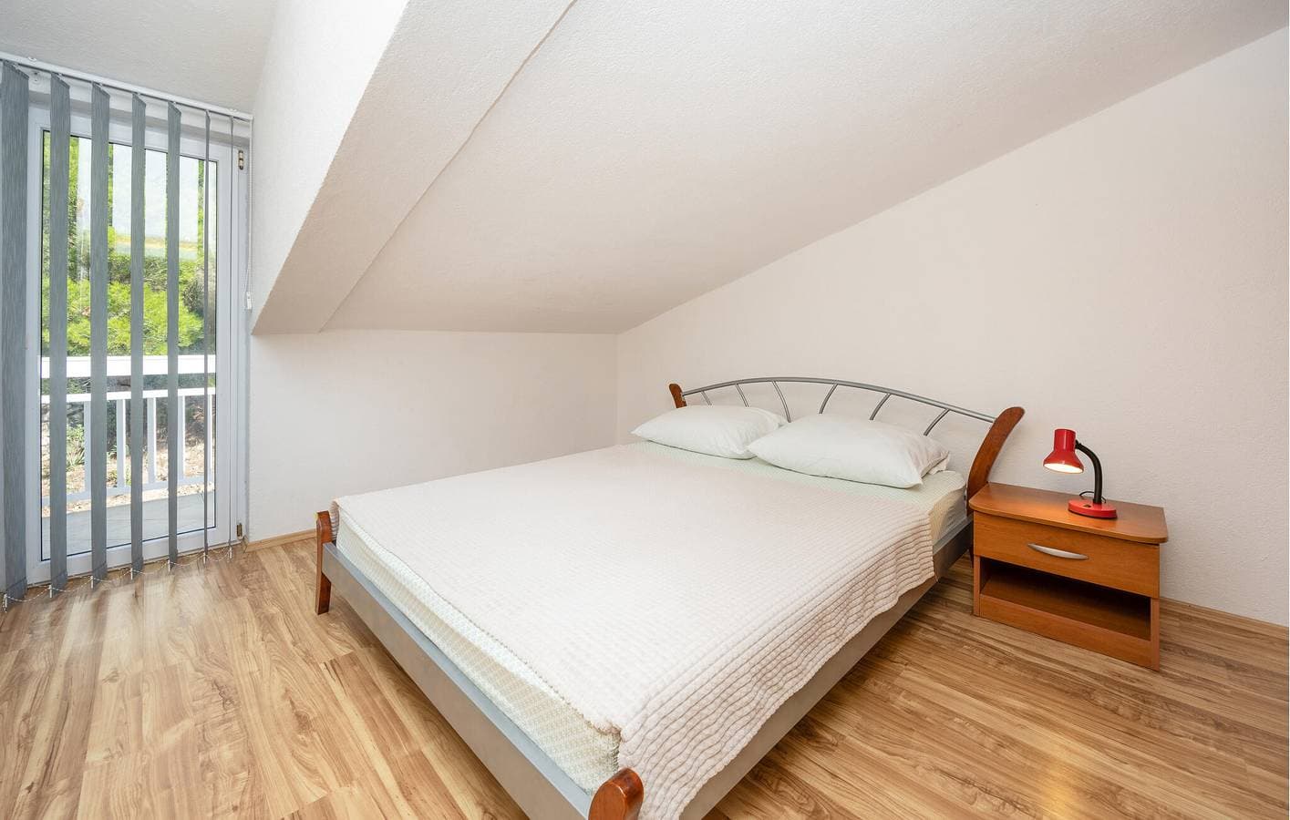 Foto 8 von 23: Modernes Apartment mit Terrasse, Parkplatz und WLAN – 600 m vom Strand entfernt