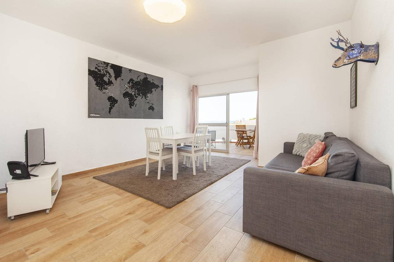 Foto 3 von 29: Ferienwohnung für 4 Personen mit Balkon