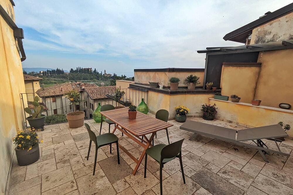 Foto 11 von 13: Panoramic apartment with lake view-It017187C2Baenbv39