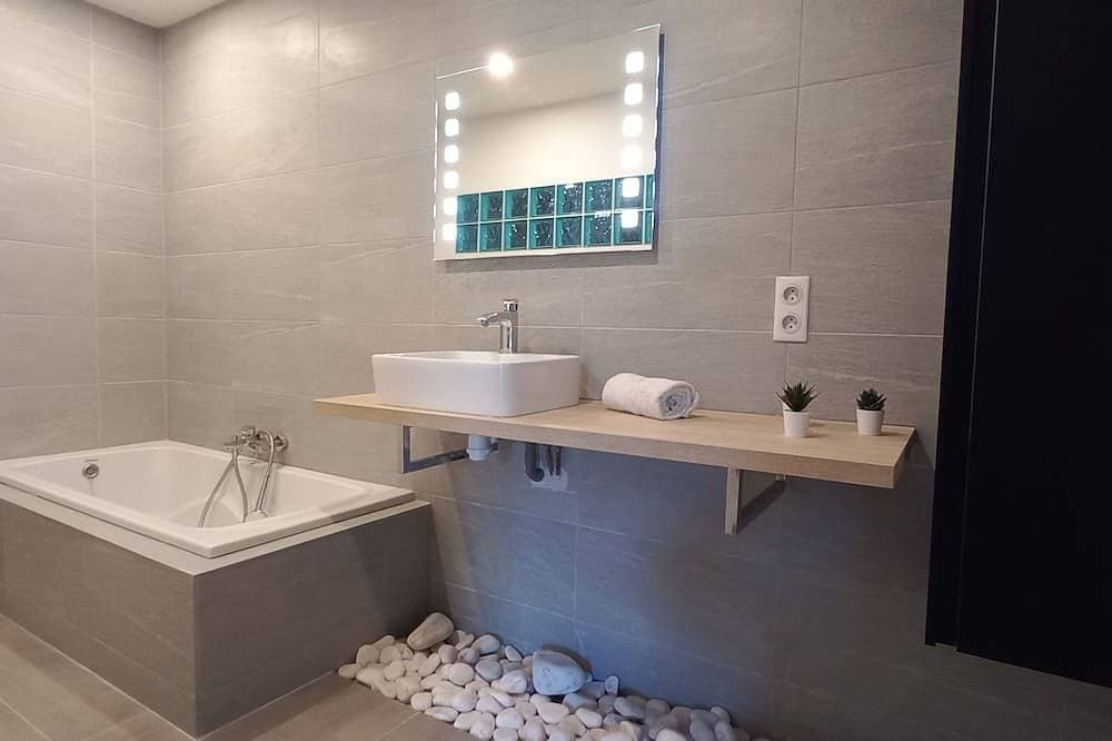 Foto 6 von 24: T3 apartement adjoining a luxury villa, 6 people, 70m2