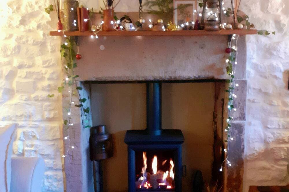 Foto 13 von 30: Gorgeous romantic cottage retreat, with gardens & Peak District views