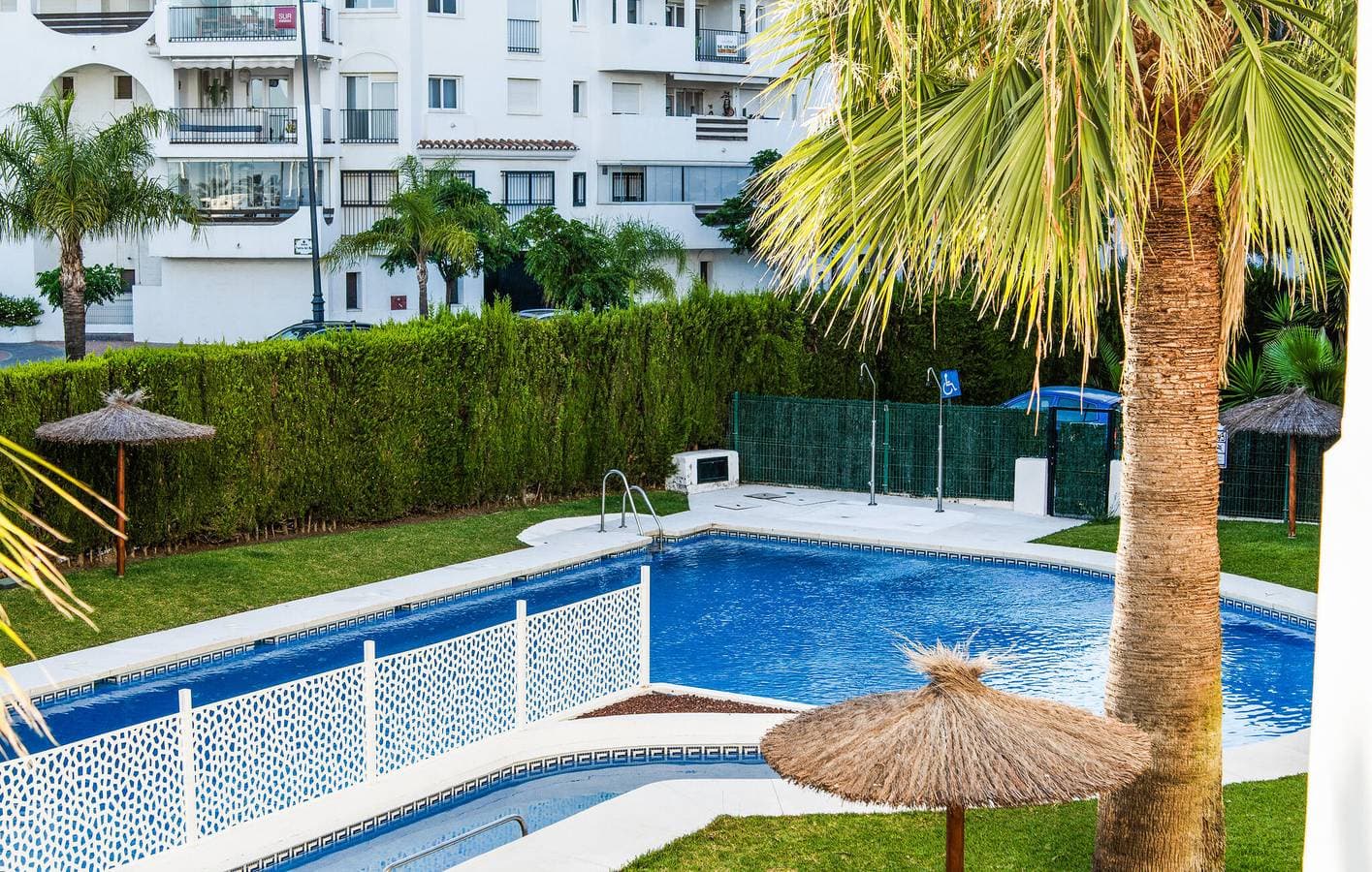 Foto 4 von 19: Apartment mit Meerblick, Pool und Parkplatz