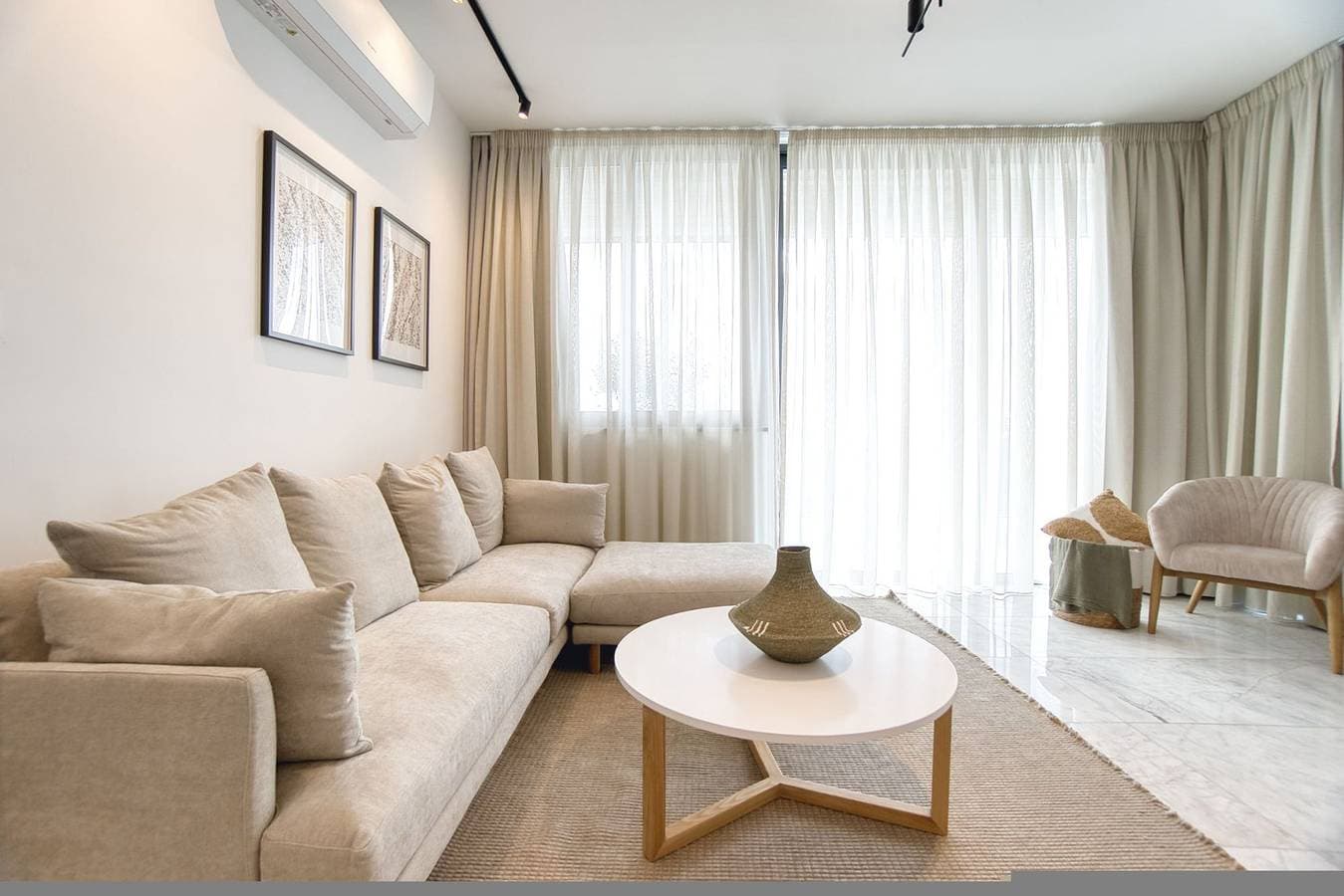 Foto 10 von 36: Ferienwohnung für 4 Personen mit Balkon