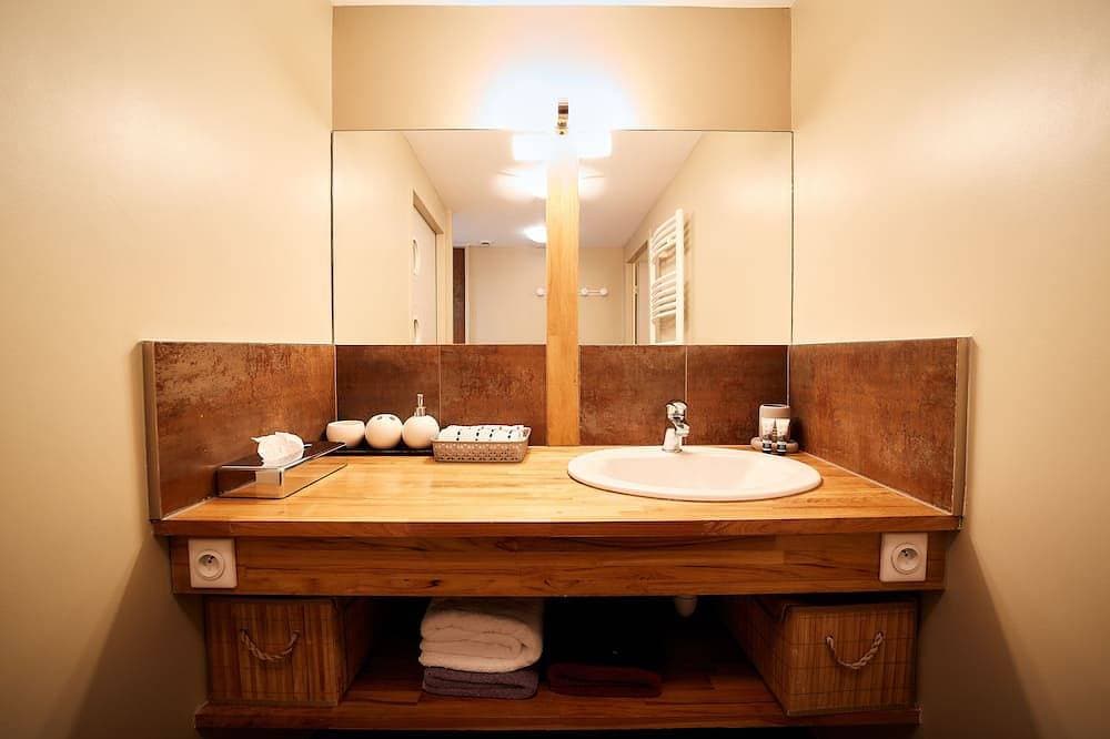 Foto 10 von 29: Le Colvert 4-Sterne möbliertes Ferienhaus mit Privatem Jacuzzi und Privater Sauna