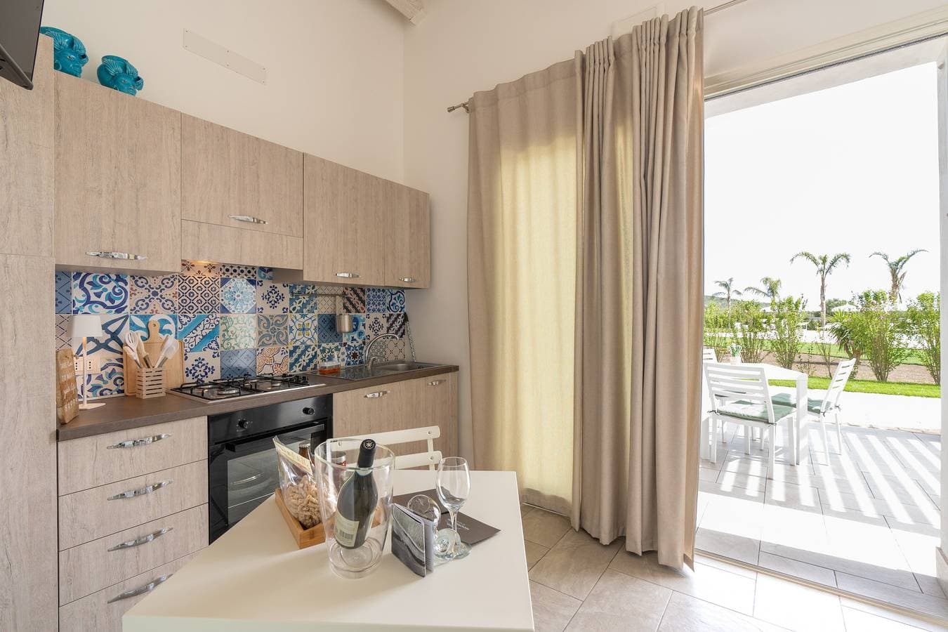 Foto 6 von 27: Ferienhaus 'Villa Gioberta, Fiori' mit Gemeinschaftspool, WLAN und Klimaanlage