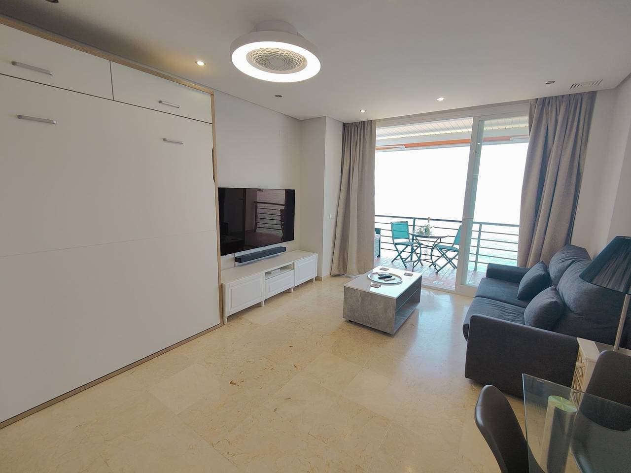 Foto 3 von 45: Ferienwohnung für 3 Personen mit Pool