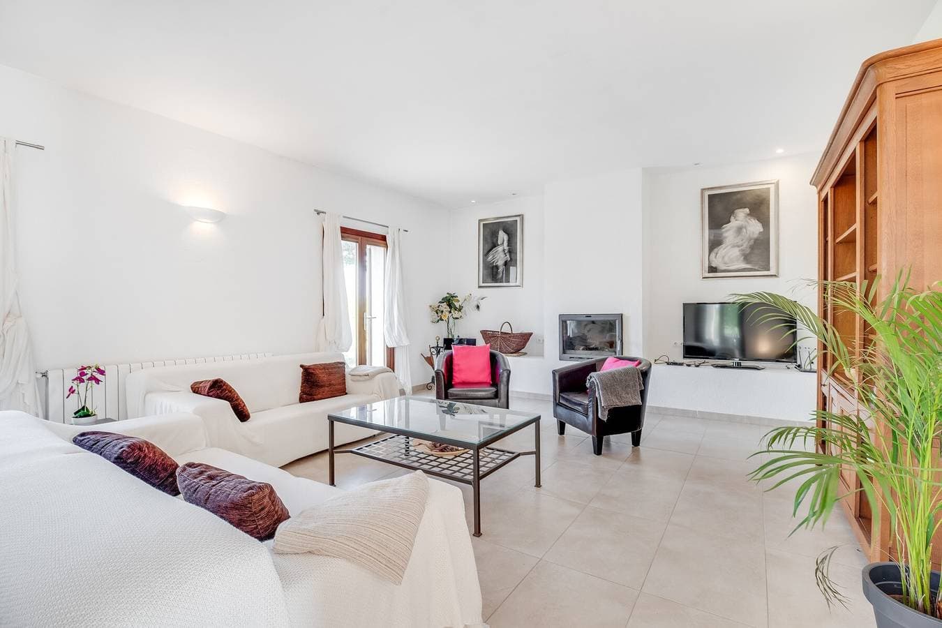 Foto 7 von 33: Ferienhaus Finca Na Blanca mit Meerblick, Pool, WLAN, Terrassen und Garten
