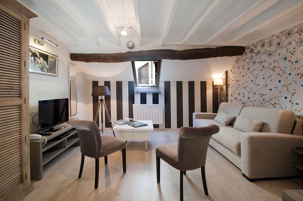 Foto 5 von 12: Vougeot-Studio-Design-Eigenes Badezimmer