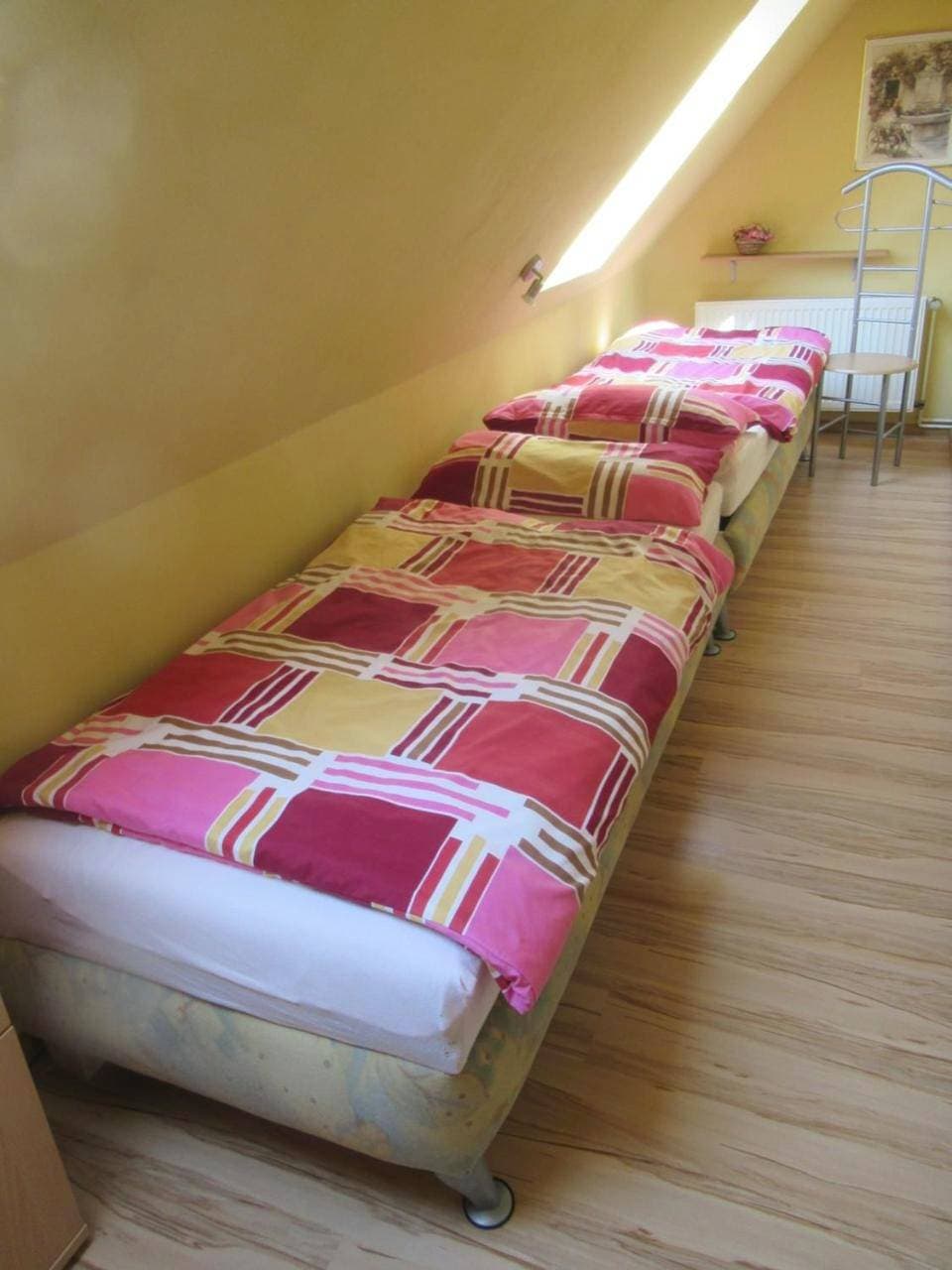 Foto 4 von 12: Two-Bedroom Apartment