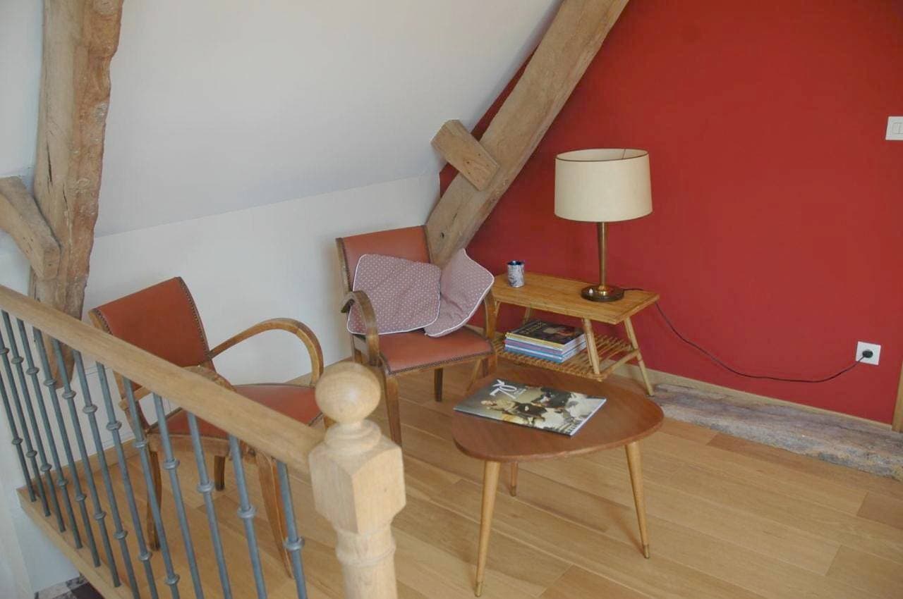 Foto 5 von 7: Family Room with Bathroom