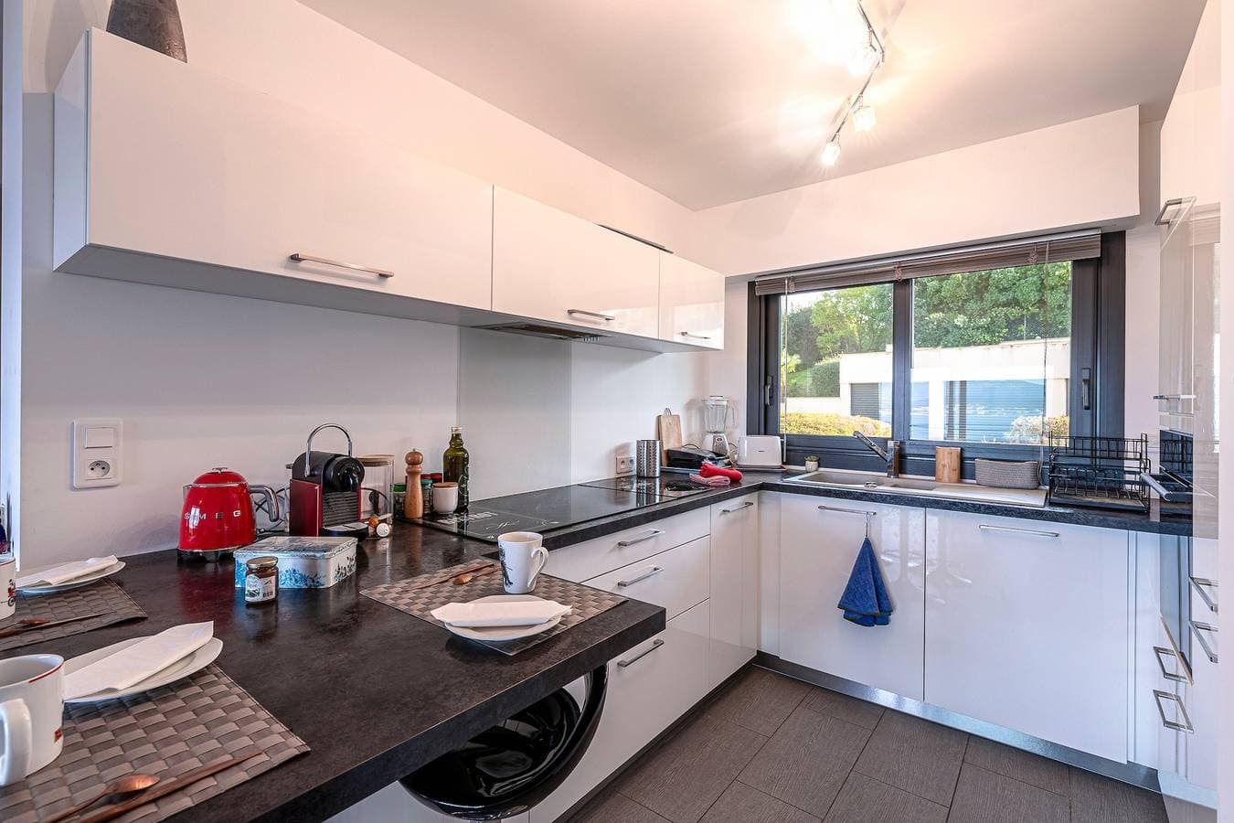 Foto 3 von 14: Ferienwohnung für 4 Personen mit Terrasse