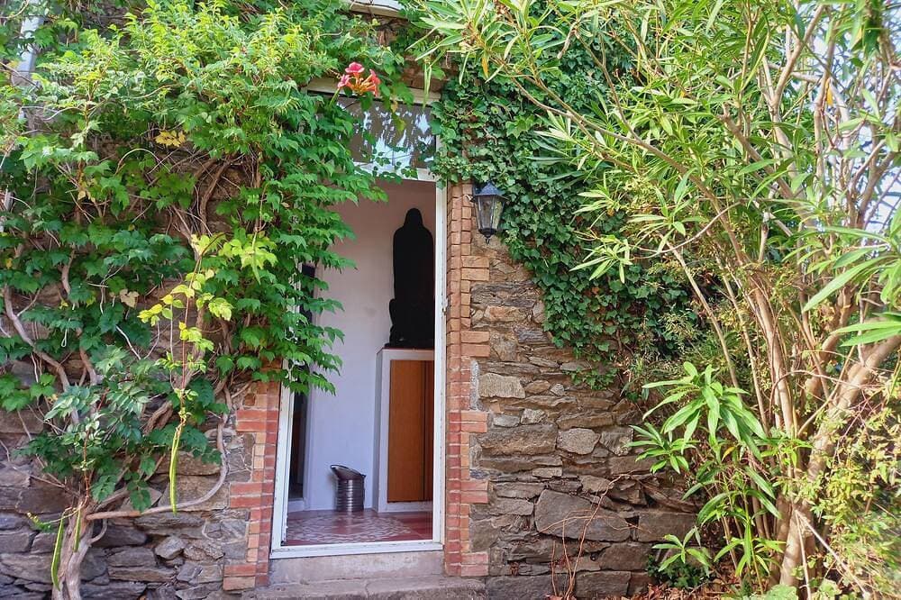 Foto 9 von 30: Charming village house in the Golf de St Tropez.