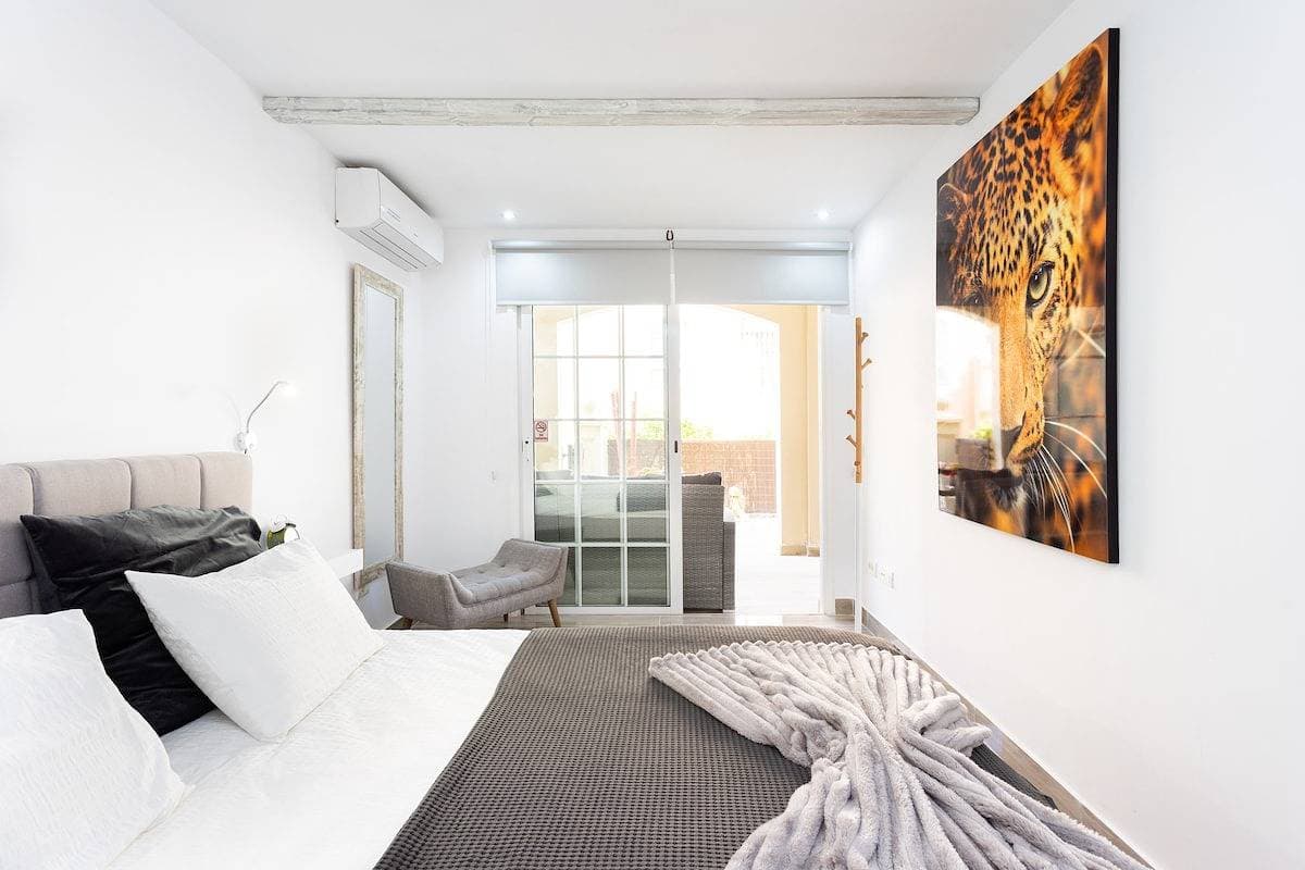 Foto 3 von 63: Ferienwohnung für 3 Personen mit Pool