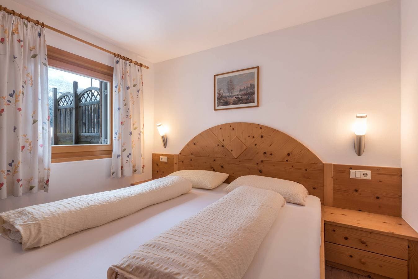 Foto 11 von 26: Gemütliche Ferienwohnung "Santner Villa Erna" mit Blick auf die Berge